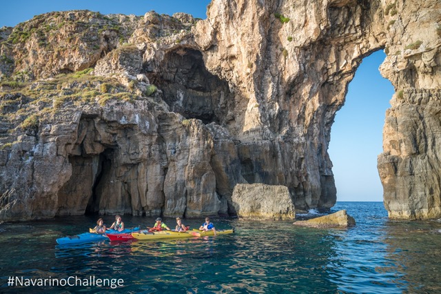 3_Kayak_Navarino_Challenge_by_Elias_Lefas.jpeg